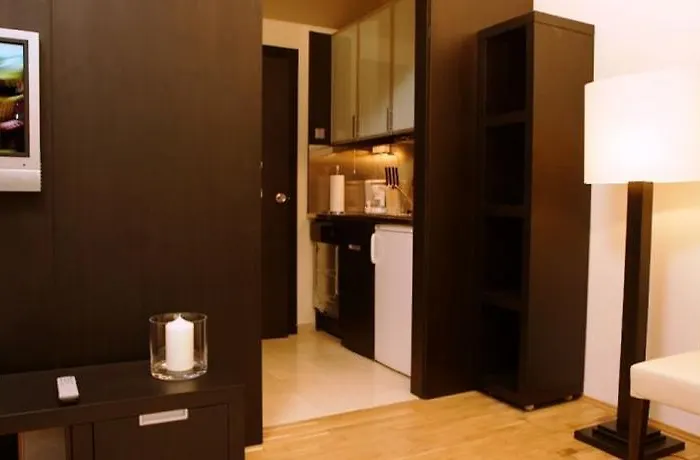 The Levante Rathaus Apartahotel 4*