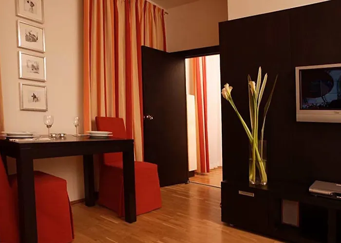 The Levante Rathaus Apartahotel 4*
