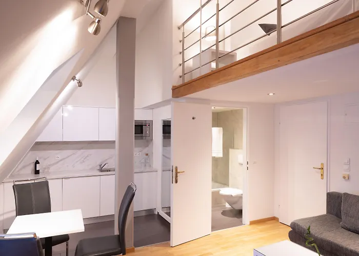 The Levante Rathaus Apartahotel 4*