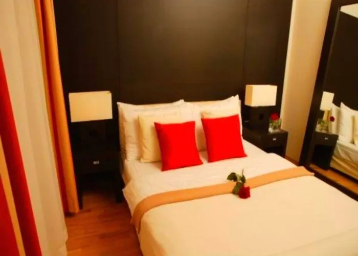 Apartahotel The Levante Rathaus