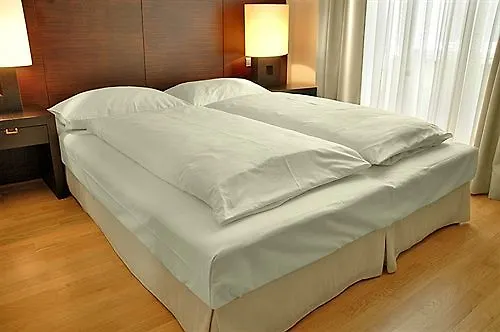 Apartahotel The Levante Rathaus