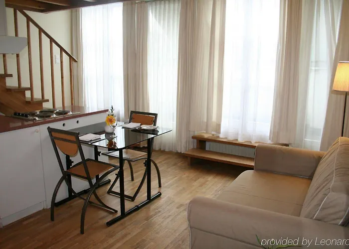 The Levante Rathaus Apartahotel 4*